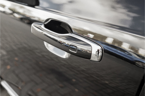 Volvo XC90 2.0 T8 Recharge AWD R-Design Pano Luchtvering Trekhaak H/K