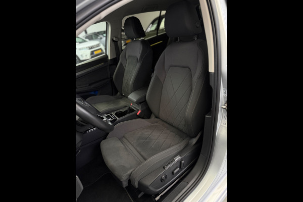 Volkswagen Golf 1.5 eTSI Style Edition Camera CarPlay