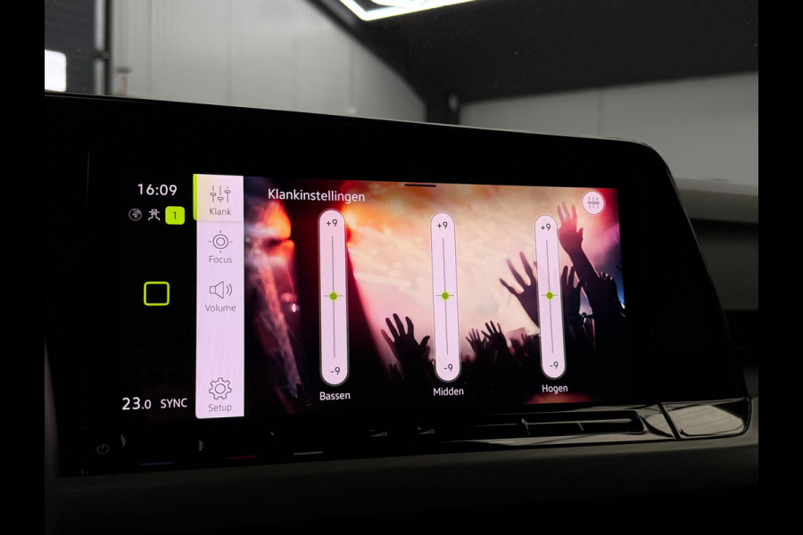 Volkswagen Golf 1.5 eTSI Style Edition Camera CarPlay