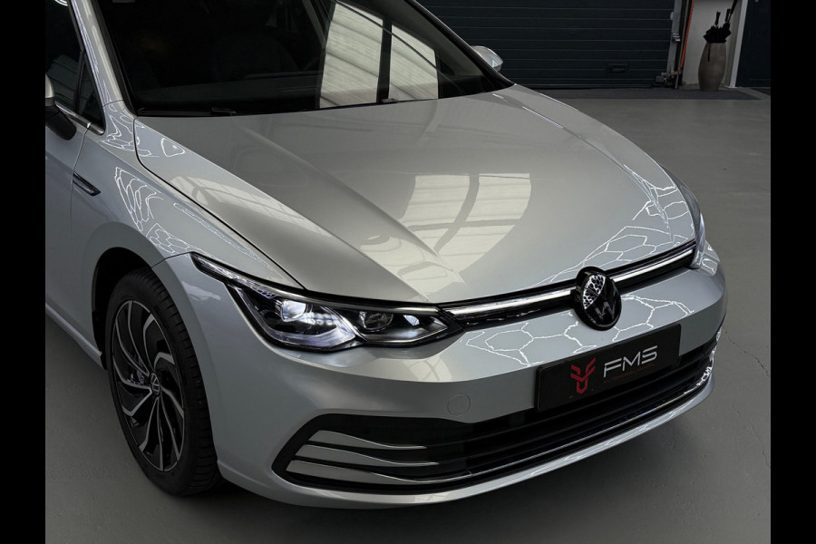 Volkswagen Golf 1.5 eTSI Style Edition Camera CarPlay