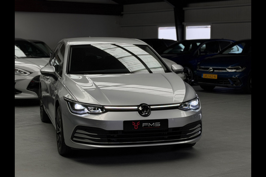 Volkswagen Golf 1.5 eTSI Style Edition Camera CarPlay
