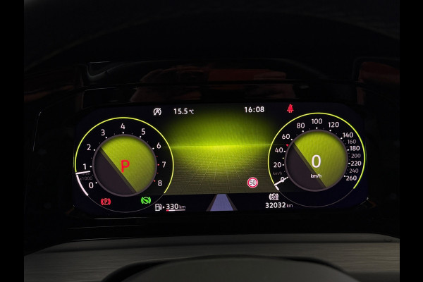 Volkswagen Golf 1.5 eTSI Style Edition Camera CarPlay