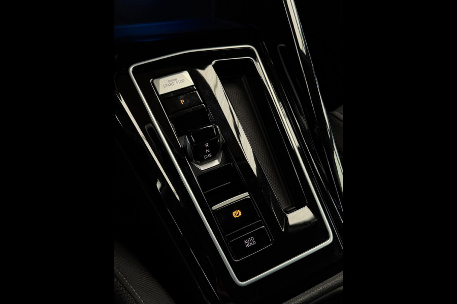 Volkswagen Golf 1.5 eTSI Style Edition Camera CarPlay