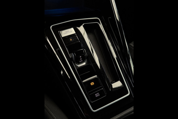 Volkswagen Golf 1.5 eTSI Style Edition Camera CarPlay