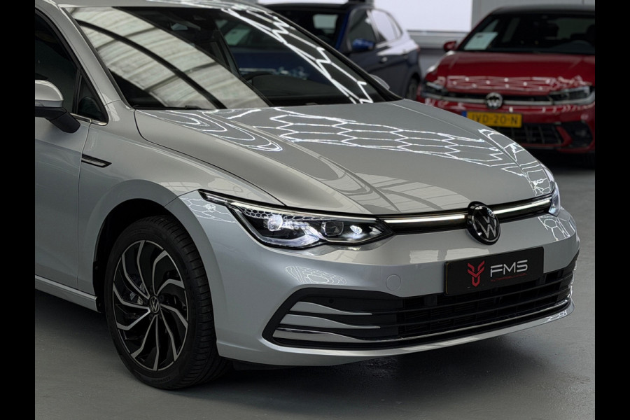 Volkswagen Golf 1.5 eTSI Style Edition Camera CarPlay