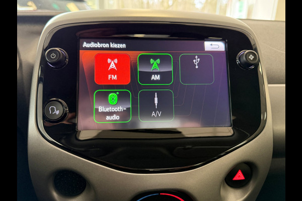 Toyota Aygo 1.0 VVT-i X-Play | Navi | Camera | Airco |