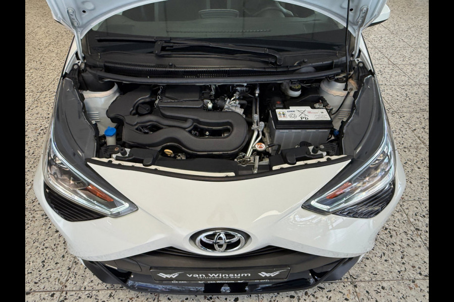 Toyota Aygo 1.0 VVT-i X-Play | Navi | Camera | Airco |