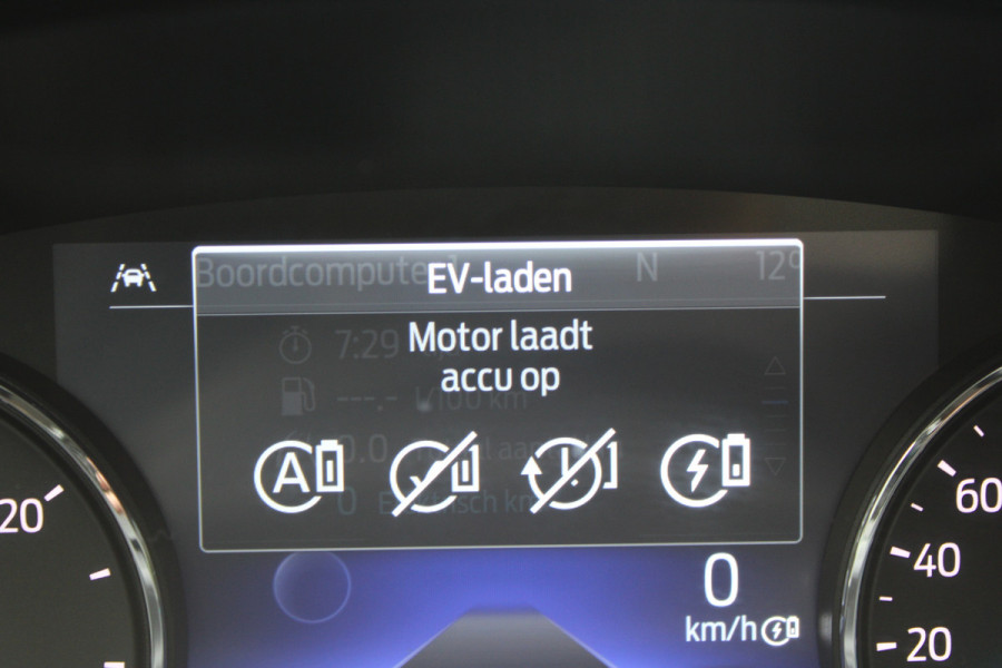 Ford Kuga 2.5 PHEV Titanium | Trekhaak | B&O | Navigatie | Led