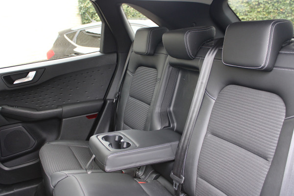 Ford Kuga 2.5 PHEV Titanium | Trekhaak | B&O | Navigatie | Led