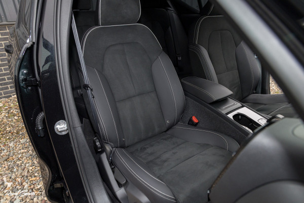 Volvo XC40 Recharge Twin Plus | Adaptieve cruise | Blis | Metallic | Full LED |