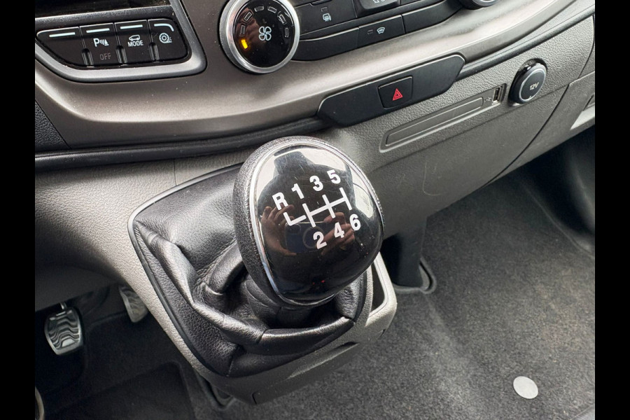 Ford Transit Custom 3200KG 2.0 TDCI L2H1 Limited nieuwe apk GARANTIE