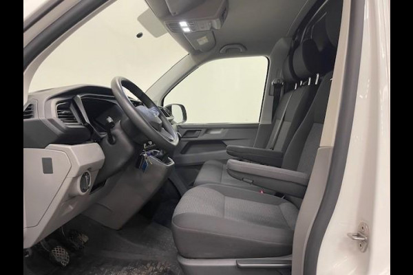 Volkswagen Transporter 2.0 TDI L2H1 110PK Airco Cruise Control Trekhaak Parkeersensoren Apple Carplay