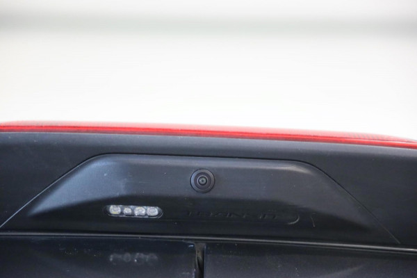 Ford Transit 330 2.0 TDCI L3/H2 AUTOMAAT CAMERA TREKHAAK DRIVER ASS CLIMA TREKHAAK ZEER VOL UITGERUST LEASE V/A €188,- p.m.