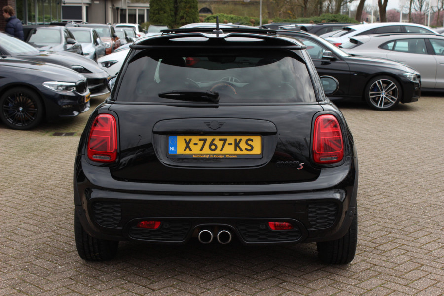 MINI Mini 2.0 Cooper S Chili / Panoramadak / Camera / Head-up / Leder / Harman Kardon / 18'' / Navigatie / Stoelverwarming / Cruise Control