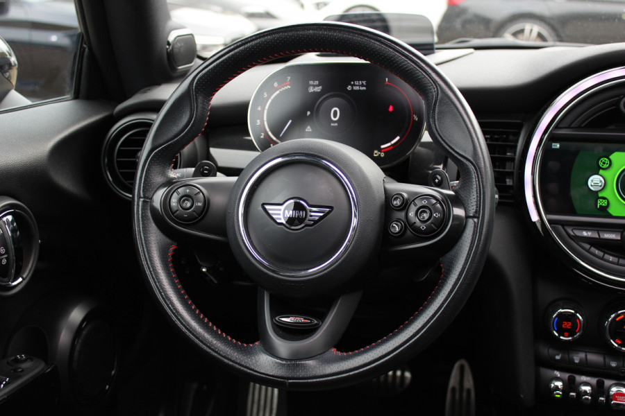 MINI Mini 2.0 Cooper S Chili / Panoramadak / Camera / Head-up / Leder / Harman Kardon / 18'' / Navigatie / Stoelverwarming / Cruise Control