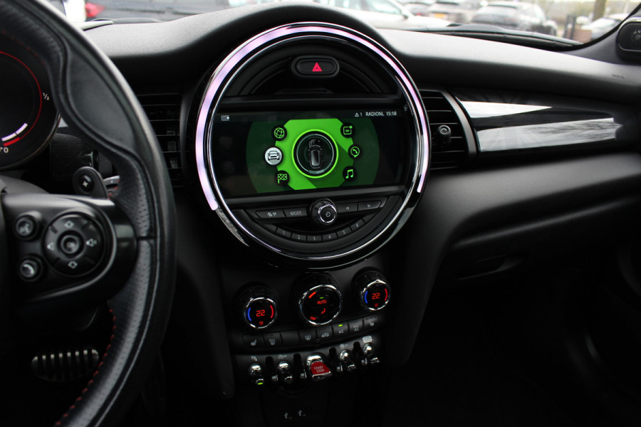 MINI Mini 2.0 Cooper S Chili / Panoramadak / Camera / Head-up / Leder / Harman Kardon / 18'' / Navigatie / Stoelverwarming / Cruise Control