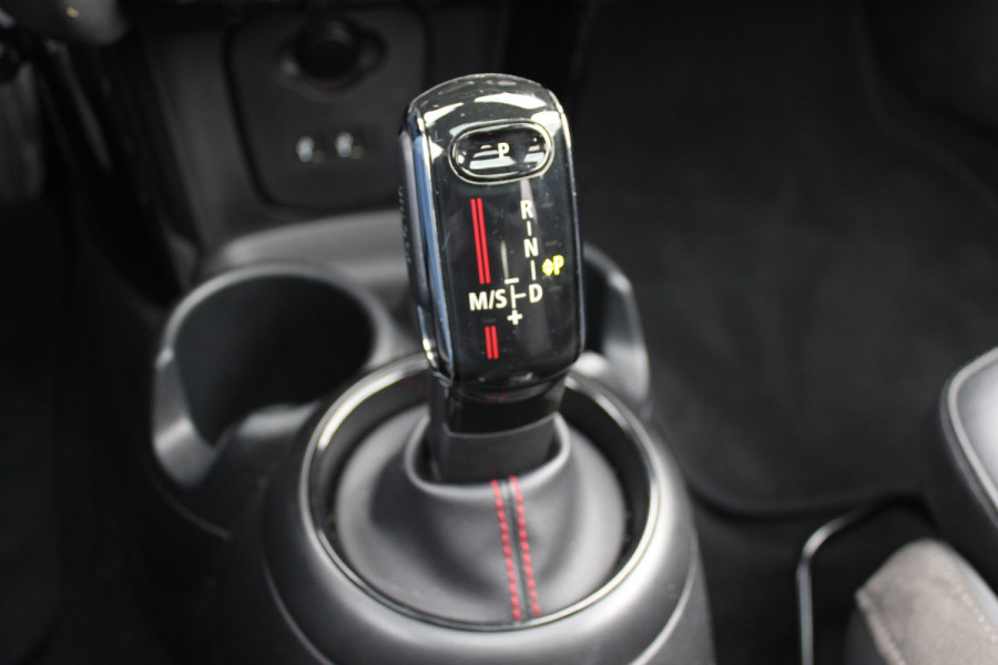 MINI Mini 2.0 Cooper S Chili / Panoramadak / Camera / Head-up / Leder / Harman Kardon / 18'' / Navigatie / Stoelverwarming / Cruise Control