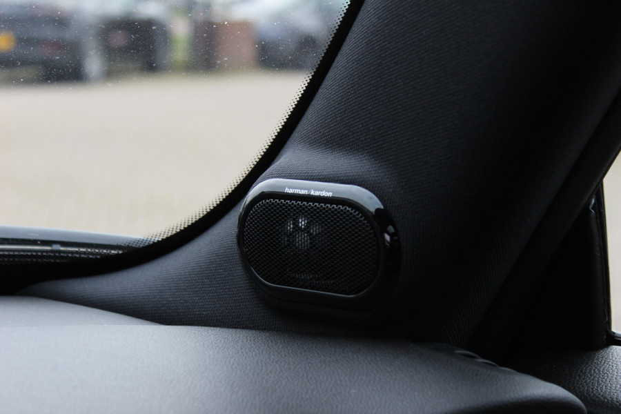 MINI Mini 2.0 Cooper S Chili / Panoramadak / Camera / Head-up / Leder / Harman Kardon / 18'' / Navigatie / Stoelverwarming / Cruise Control