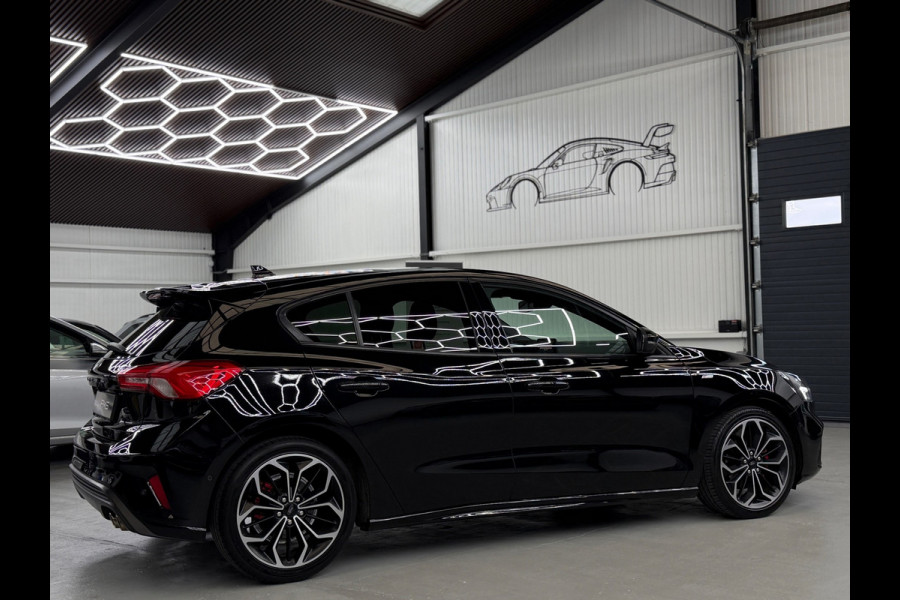 Ford Focus 1.0 EcoBoost ST Line CarPlay Camera