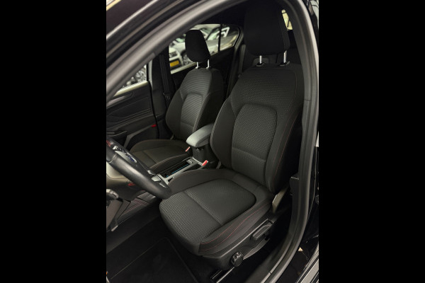 Ford Focus 1.0 EcoBoost ST Line CarPlay Camera