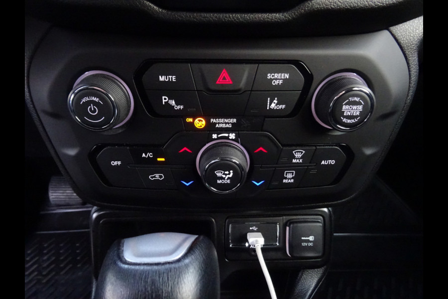 Jeep Renegade 1.3T-e Limited * 4 SEIZOENSBANDEN !!