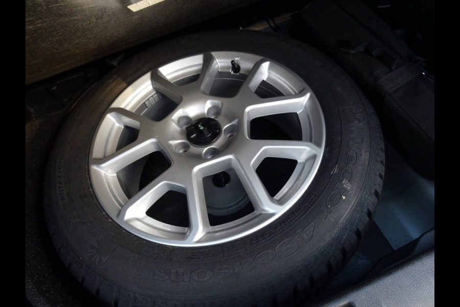 Jeep Renegade 1.3T-e Limited * 4 SEIZOENSBANDEN !!