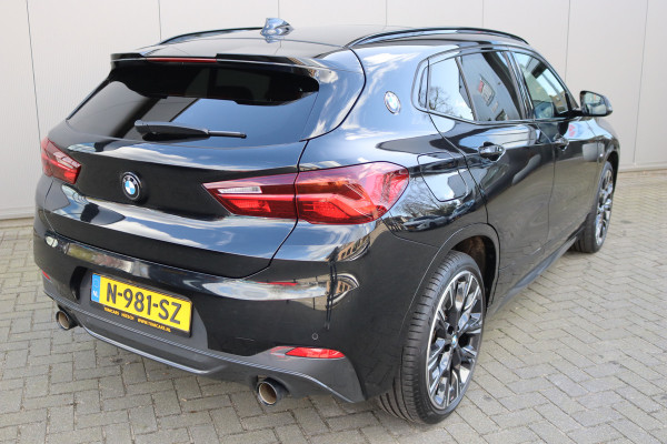 BMW X2 sDrive20i Business Ed. Plus Pano-dak/Leder/20-Inch/Stoelverwarming/Keyfree