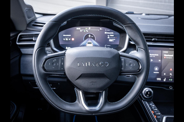 Lynk & Co 01 1.5 - Black Edition l Trekh. l Panorama l 20'' l ACC l Sfeerverlichting