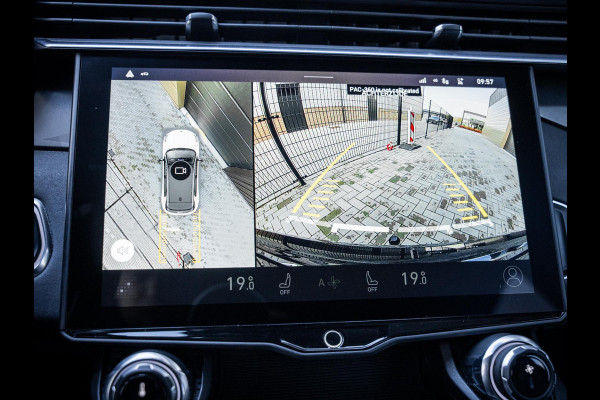 Lynk & Co 01 1.5 - Black Edition l Trekh. l Panorama l 20'' l ACC l Sfeerverlichting