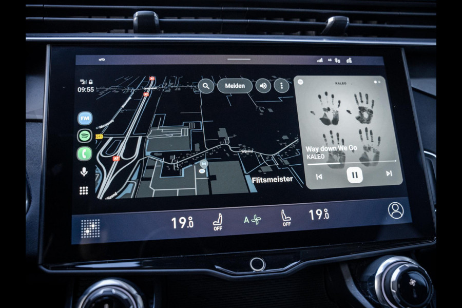 Lynk & Co 01 1.5 - Black Edition l Trekh. l Panorama l 20'' l ACC l Sfeerverlichting