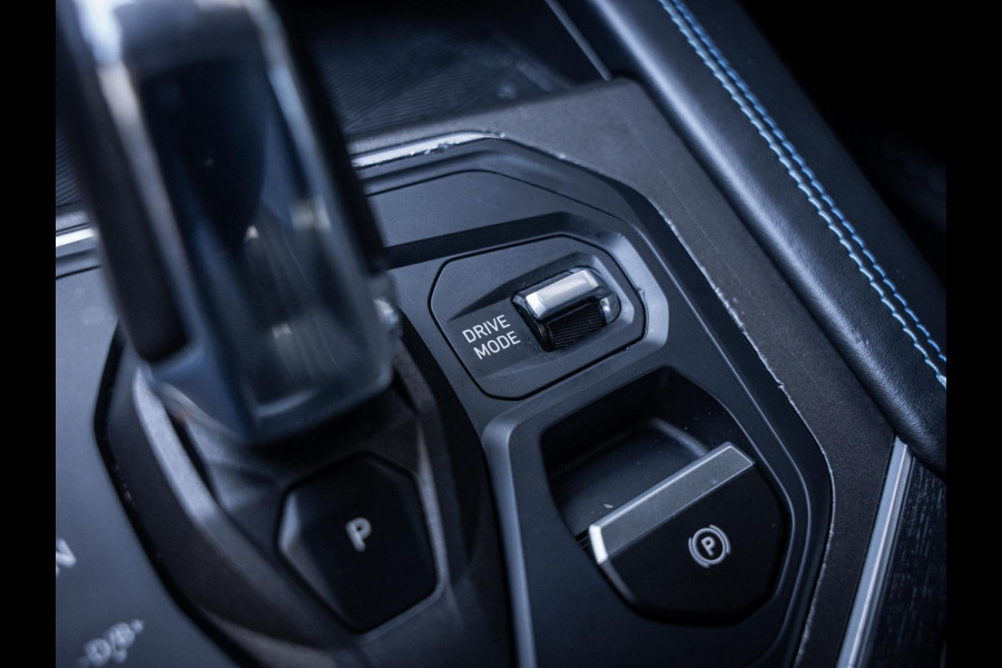 Lynk & Co 01 1.5 - Black Edition l Trekh. l Panorama l 20'' l ACC l Sfeerverlichting