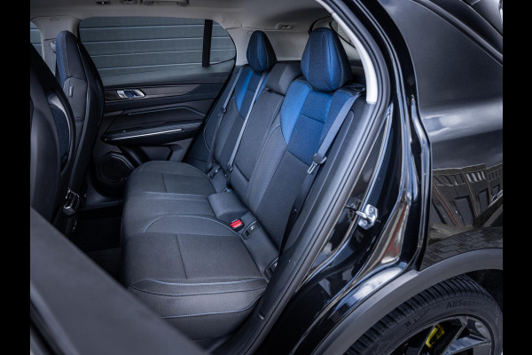 Lynk & Co 01 1.5 - Black Edition l Trekh. l Panorama l 20'' l ACC l Sfeerverlichting