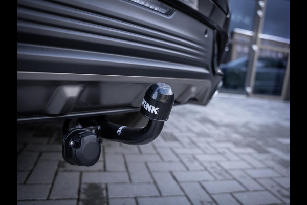 Lynk & Co 01 1.5 - Black Edition l Trekh. l Panorama l 20'' l ACC l Sfeerverlichting