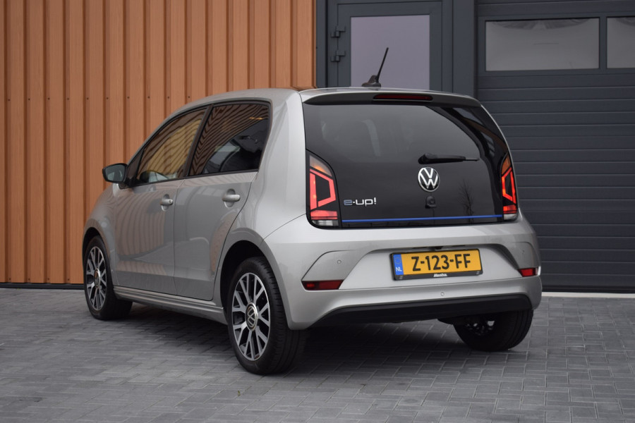 Volkswagen e-Up! Style | Camera | Cruise | 16" | Verw. voorruit | Lane Assist