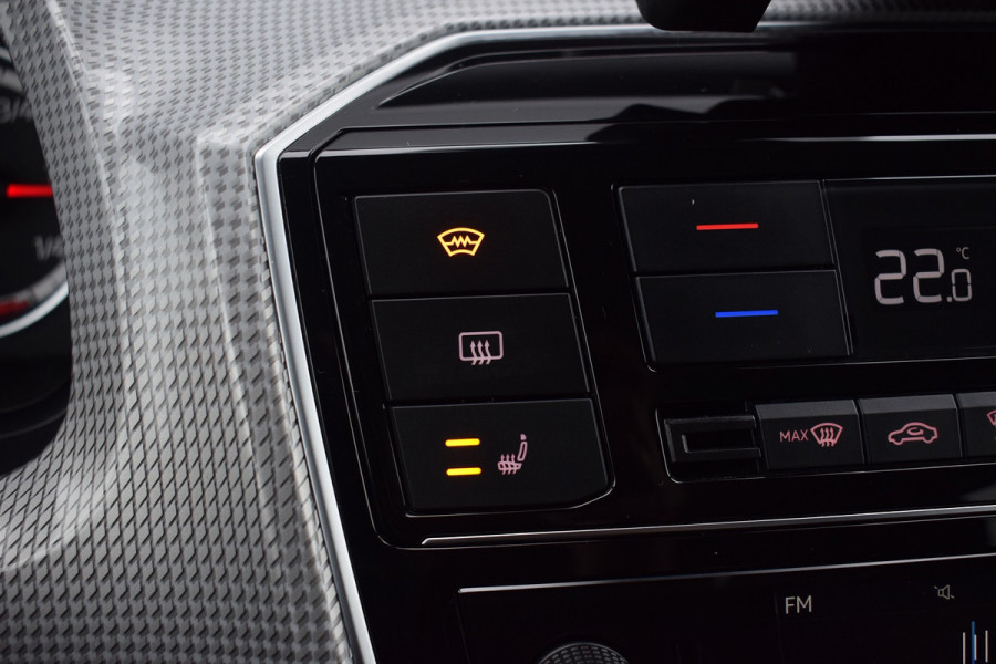 Volkswagen e-Up! Style | Camera | Cruise | 16" | Verw. voorruit | Lane Assist