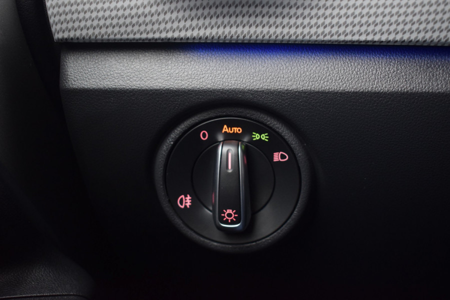 Volkswagen e-Up! Style | Camera | Cruise | 16" | Verw. voorruit | Lane Assist