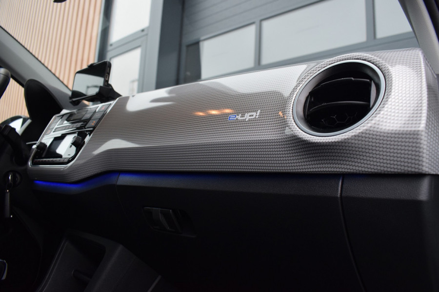 Volkswagen e-Up! Style | Camera | Cruise | 16" | Verw. voorruit | Lane Assist