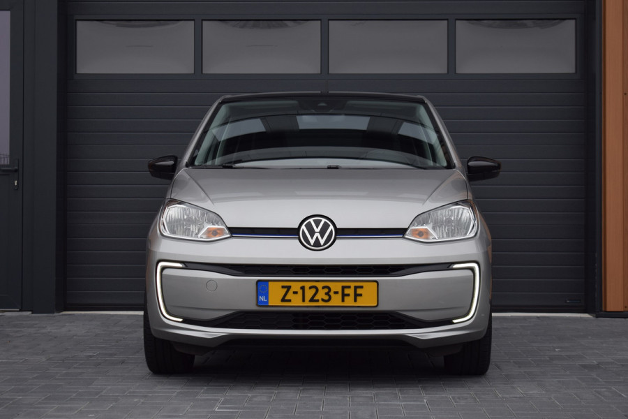 Volkswagen e-Up! Style | Camera | Cruise | 16" | Verw. voorruit | Lane Assist