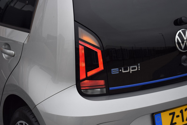 Volkswagen e-Up! Style | Camera | Cruise | 16" | Verw. voorruit | Lane Assist