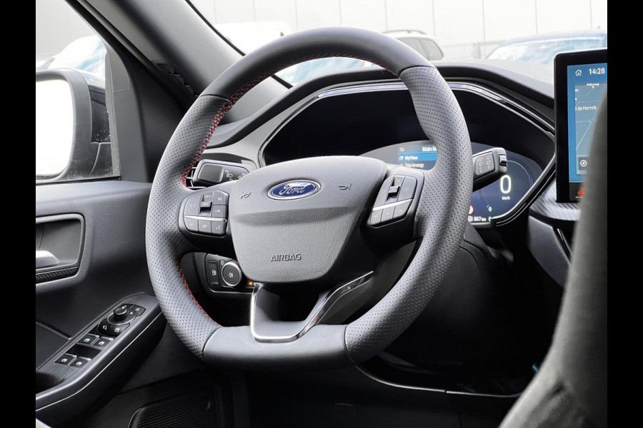 Ford Kuga 2.5 PHEV ST-Line 243 pk | Wegklapbare trekhaak | 2.100 kg trekgewicht! | Winterpakket