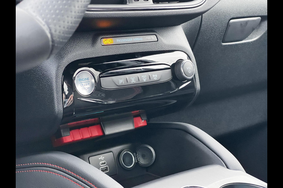 Ford Kuga 2.5 PHEV ST-Line 243 pk | Wegklapbare trekhaak | 2.100 kg trekgewicht! | Winterpakket