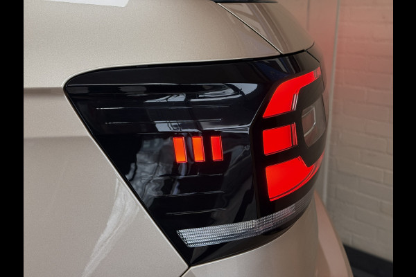 Volkswagen T-Cross 1.0 TSI 115pk AUT Style | Navi | 18 inch | LED | ACC | Blindspot | PDC V+A | Carplay | 100% Onderhouden!