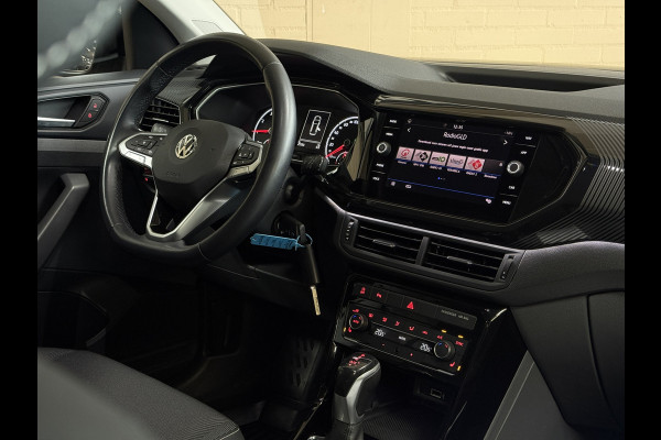 Volkswagen T-Cross 1.0 TSI 115pk AUT Style | Navi | 18 inch | LED | ACC | Blindspot | PDC V+A | Carplay | 100% Onderhouden!