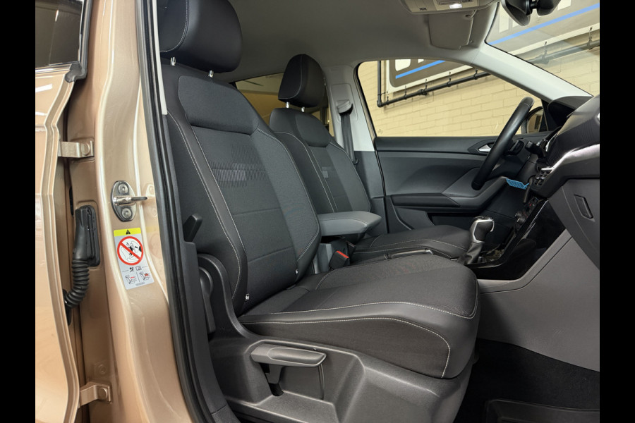 Volkswagen T-Cross 1.0 TSI 115pk AUT Style | Navi | 18 inch | LED | ACC | Blindspot | PDC V+A | Carplay | 100% Onderhouden!