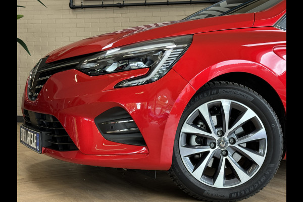 Renault Clio 1.6 E-Tech Hybrid 140 Intens, Navi | PDC V+A | 360 camera |16 inch velgen | carplay |cruise control |