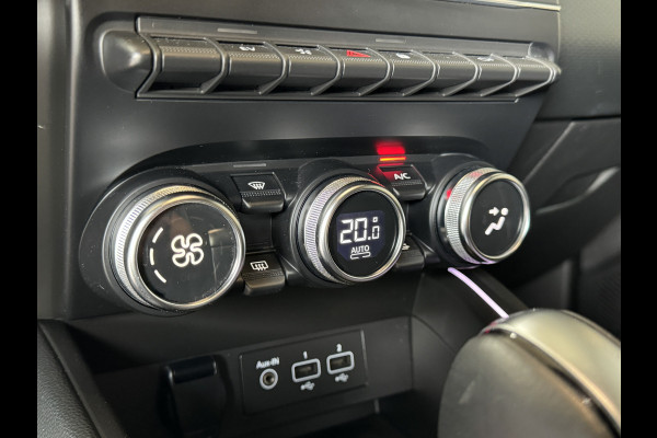 Renault Clio 1.6 E-Tech Hybrid 140 Intens, Navi | PDC V+A | 360 camera |16 inch velgen | carplay |cruise control |