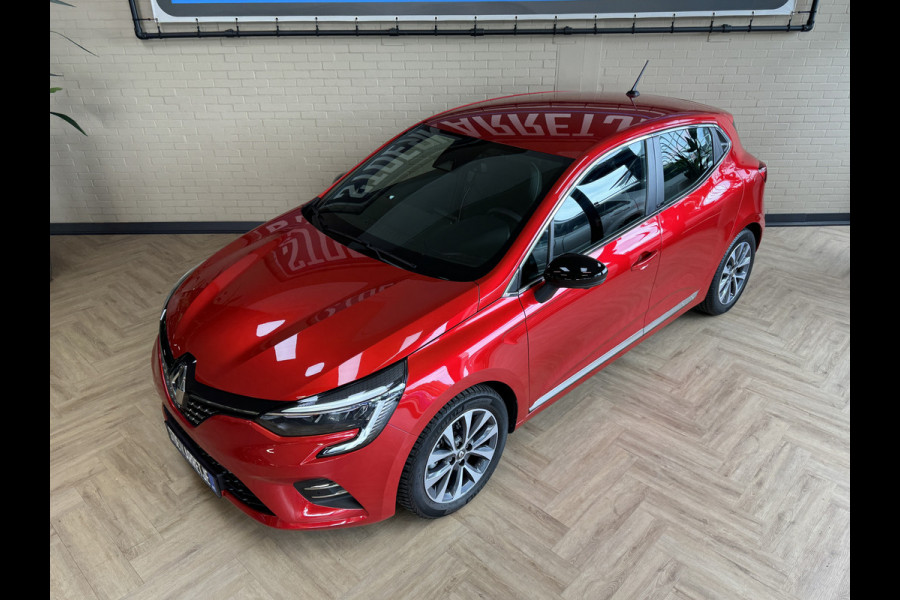 Renault Clio 1.6 E-Tech Hybrid 140 Intens, Navi | PDC V+A | 360 camera |16 inch velgen | carplay |cruise control |