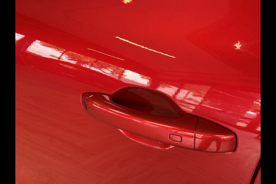 Renault Clio 1.6 E-Tech Hybrid 140 Intens, Navi | PDC V+A | 360 camera |16 inch velgen | carplay |cruise control |