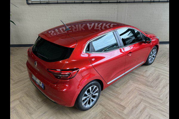 Renault Clio 1.6 E-Tech Hybrid 140 Intens, Navi | PDC V+A | 360 camera |16 inch velgen | carplay |cruise control |