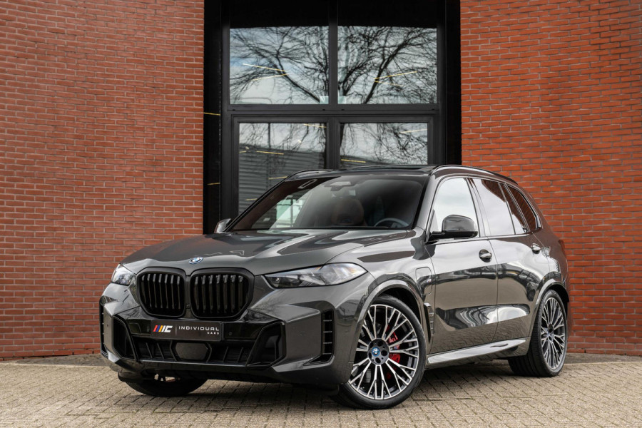 BMW X5 xDrive50e M-Sport Pro 490pk M-Seats 'Tartufo' Pano